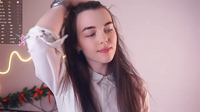 Snapshot of MirnaTellado chatting on March 13, 2026, 9:42 pm MirnaTellado online show from March 13, 2026, 9:42 pm