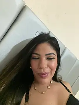 paola oliveira online show from January 16, 2026, 3:49 pm