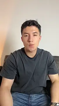 Alexander Connor online show from April 10, 2026, 12:01 pm