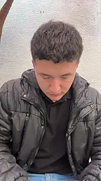 Alexander Connor online show from April 4, 2026, 12:01 pm