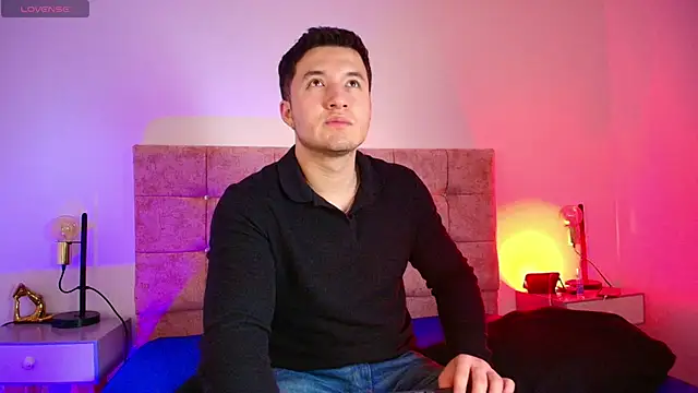 Snapshot of Alexander_Connor chatting on February 19, 2026, 12:24 pm Alexander Connor online show from February 19, 2026, 12:24 pm