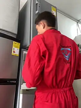 santiObrero online show from February 13, 2026, 7:03 pm