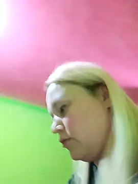 LisaWiliams online show from February 4, 2026, 10:32 am