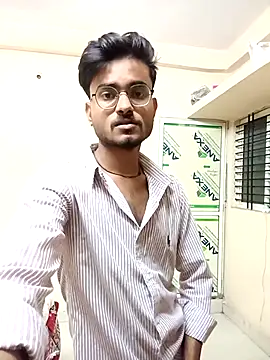 sdgjjkkmm online show from June 27, 2026, 4:02 pm