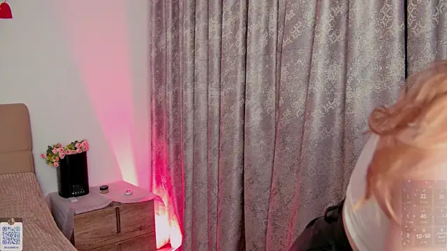 LilianBliss online show from March 6, 2026, 9:43 pm