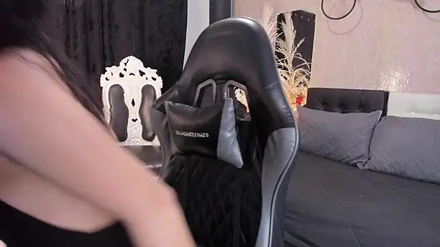 Snapshot of Vicky_sst chatting on February 1, 2026, 8:40 pm Vicky sst online show from February 1, 2026, 8:40 pm