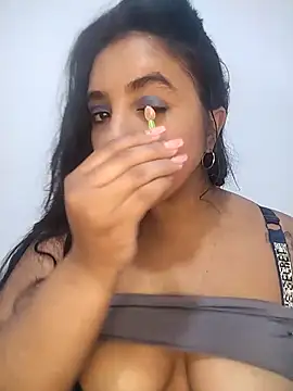 Eva Ferrari online show from May 2, 2026, 8:47 pm