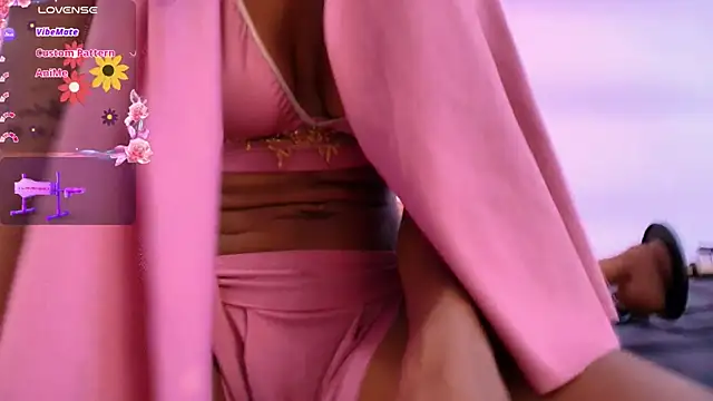 Snapshot of Amira_Alzahra chatting on February 19, 2026, 5:15 am Amira Alzahra online show from February 19, 2026, 5:15 am