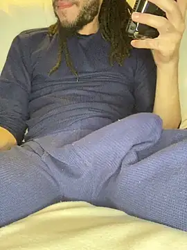 Snapshot of givemeabreak34 chatting on March 14, 2026, 5:35 am givemeabreak34 online show from March 14, 2026, 5:35 am