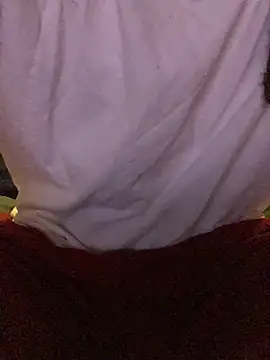 Snapshot of givemeabreak34 chatting on March 3, 2026, 10:06 pm givemeabreak34 online show from March 3, 2026, 10:06 pm