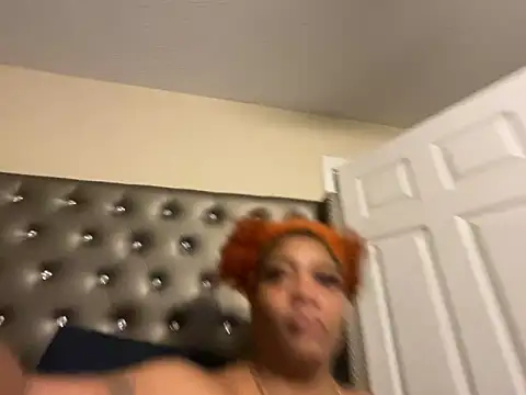 Snapshot of nikdicsucka chatting on February 12, 2026, 2:00 am nikdicsucka online show from February 12, 2026, 2:00 am