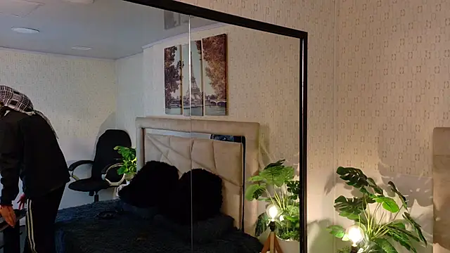 4L3JX online show from February 14, 2026, 12:05 pm