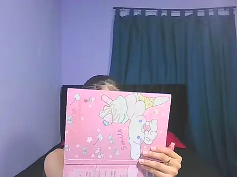 Snapshot of Helena-Paola chatting on February 17, 2026, 11:35 pm Helena-Paola online show from February 17, 2026, 11:35 pm