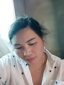 Snapshot of nana_nana99 chatting on May 14, 2026, 7:05 am nana nana99 online show from May 14, 2026, 7:05 am