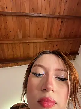 Snapshot of Alison_Ivanova chatting on February 5, 2026, 5:14 am Alison Ivanova online show from February 5, 2026, 5:14 am