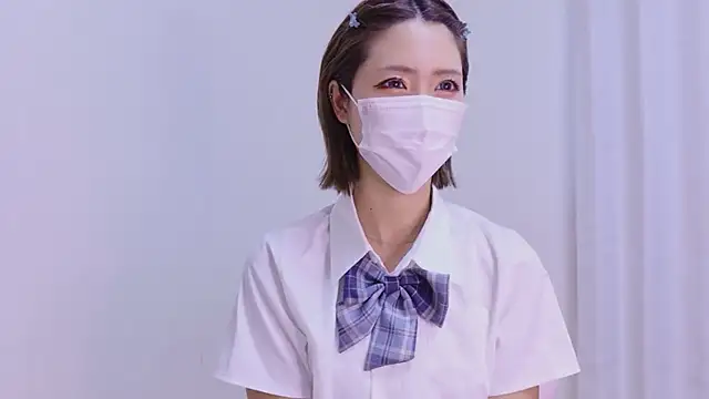 yumi0025 online show from August 5, 2026, 1:32 am