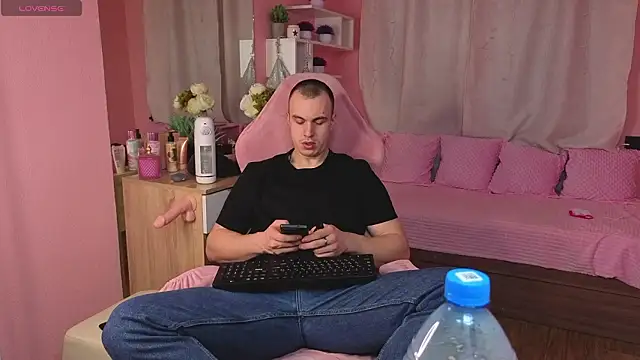 Kris Braun online show from March 8, 2026, 11:46 am