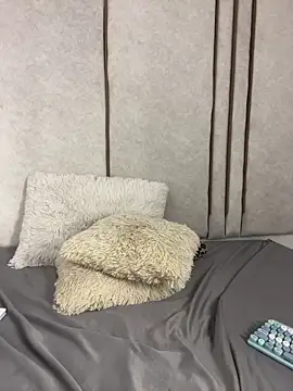 lilithdya online show from April 23, 2026, 1:45 am