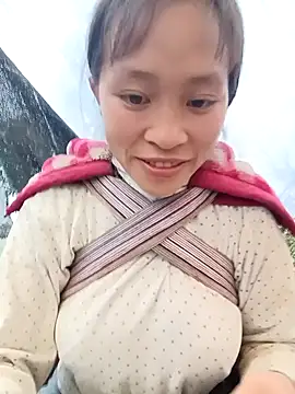 Snapshot of Hari-saka chatting on February 17, 2026, 9:50 am Hari-saka online show from February 17, 2026, 9:50 am