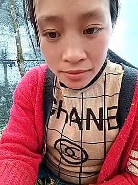 Snapshot of Hari-saka chatting on February 12, 2026, 8:58 am Hari-saka online show from February 12, 2026, 8:58 am