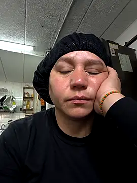 ketty Riley online show from February 16, 2026, 6:06 pm