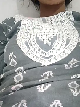 Cute-Natashaa online show from May 5, 2026, 7:06 pm