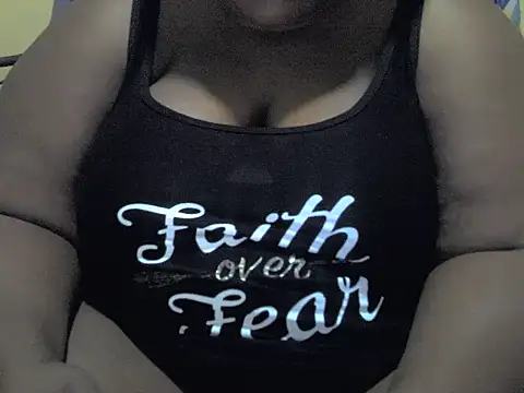 champers1234 online show from April 16, 2026, 8:20 pm