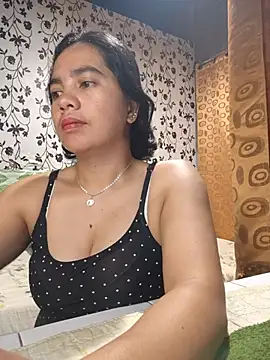 LoveSammantha24xxx online show from July 10, 2026, 8:31 pm
