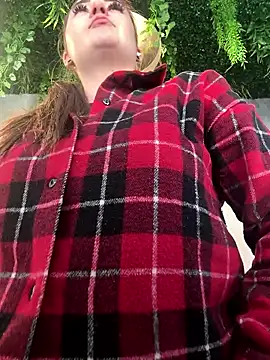 JennyXCherry online show from January 17, 2026, 9:57 am