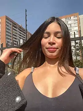 Snapshot of Amaliarand chatting on February 5, 2026, 2:57 pm Amaliarand online show from February 5, 2026, 2:57 pm