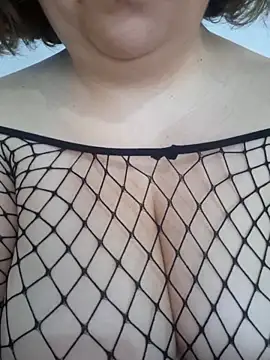 Snapshot of delikizinbiri chatting on February 3, 2026, 6:33 am delikizinbiri online show from February 3, 2026, 6:33 am