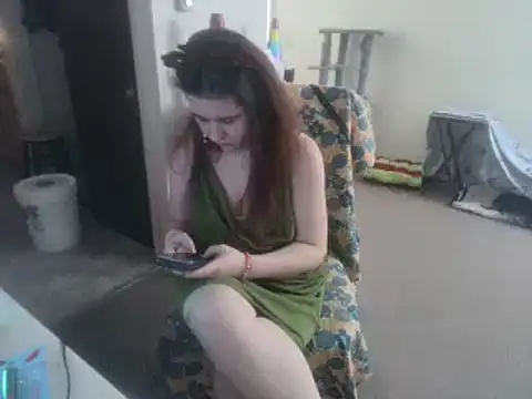 Snapshot of Ashlovescannabis chatting on February 4, 2026, 1:00 am Ashlovescannabis online show from February 4, 2026, 1:00 am