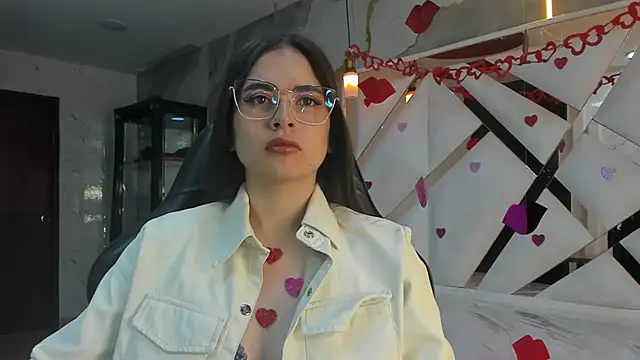 Qetsyah tf online show from February 14, 2026, 1:22 pm