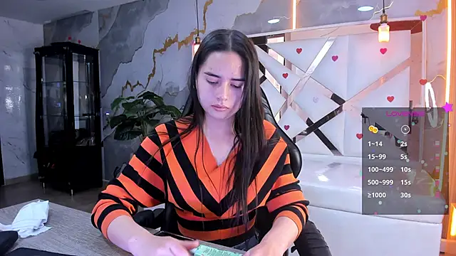 Qetsyah tf online show from February 24, 2026, 1:23 pm