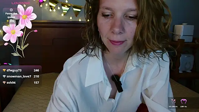 Snapshot of Daisy_Lovely chatting on May 18, 2026, 4:29 am Daisy Lovely online show from May 18, 2026, 4:29 am