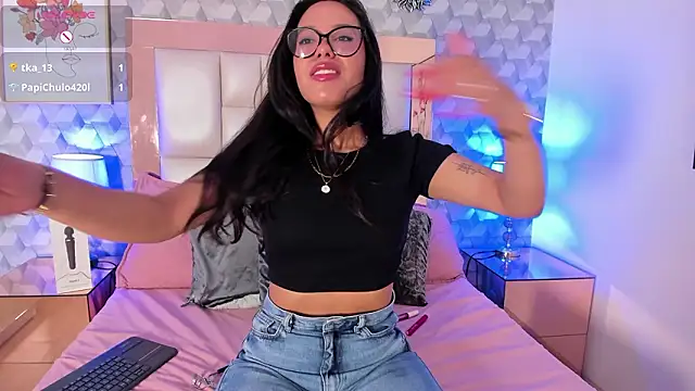 Snapshot of Rose_Allure chatting on February 11, 2026, 11:43 am Rose Allure online show from February 11, 2026, 11:43 am