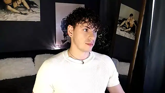 TylerGibson online show from July 16, 2026, 4:42 am