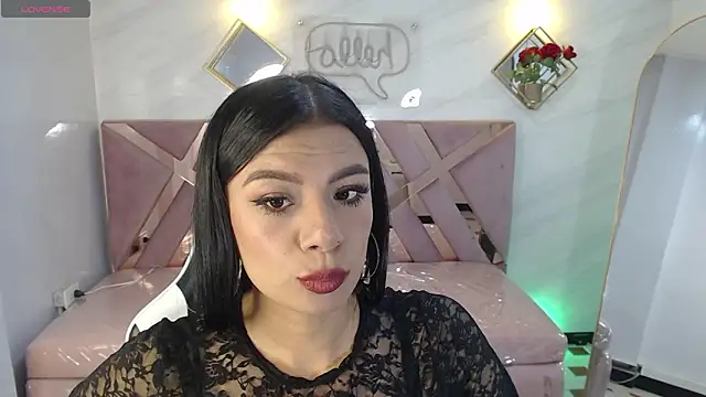 Melisa v online show from March 13, 2026, 8:25 pm