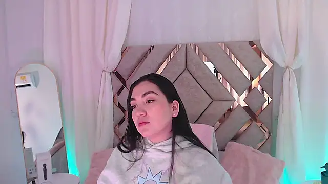 Snapshot of KathiaJenner chatting on February 26, 2026, 11:43 am KathiaJenner online show from February 26, 2026, 11:43 am