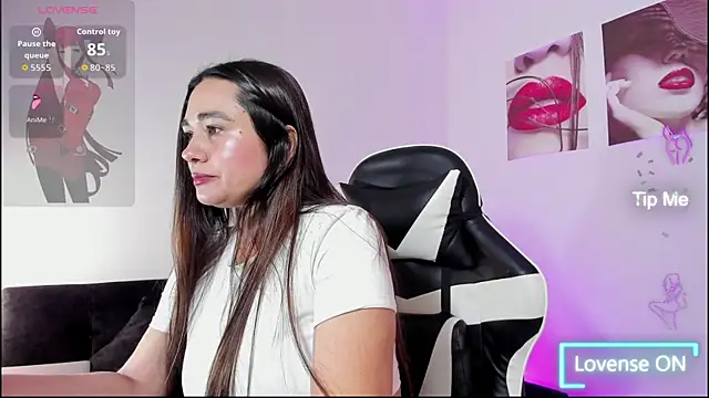 saray mendozaa online show from July 13, 2026, 8:30 pm