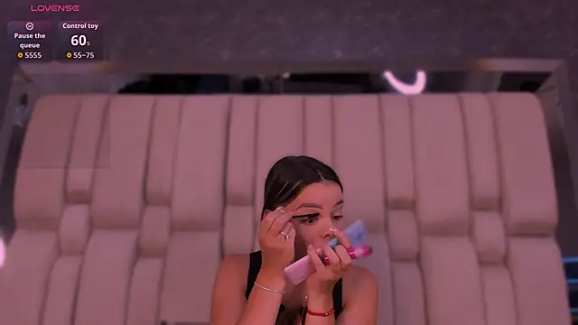 MissValeriePink online show from February 26, 2026, 7:58 pm