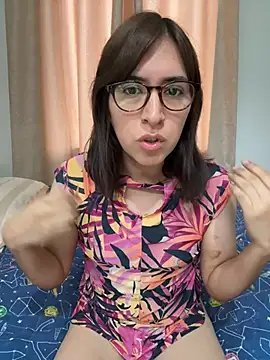 Snapshot of Eide-26 chatting on July 5, 2026, 12:56 pm Eide-26 online show from July 5, 2026, 12:56 pm