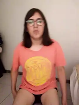 Snapshot of Eide-26 chatting on February 18, 2026, 3:04 am Eide-26 online show from February 18, 2026, 3:04 am