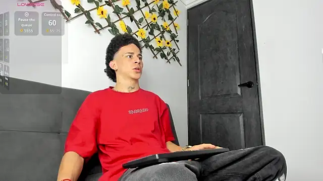 Maxxx bigcockx online show from May 28, 2026, 3:47 am