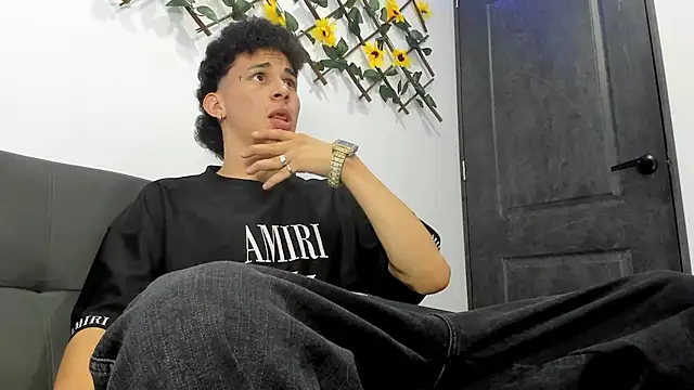 Maxxx bigcockx online show from February 28, 2026, 12:21 am