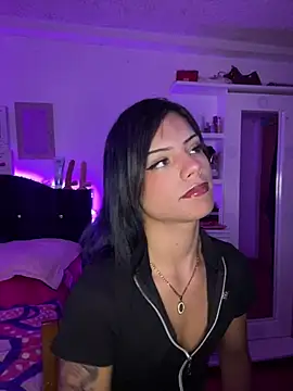 andyy x online show from July 2, 2026, 8:04 pm