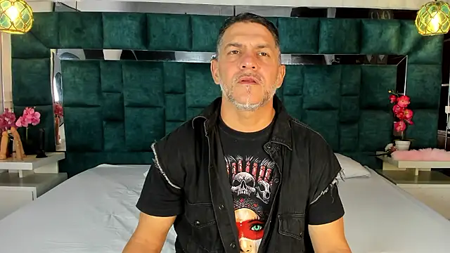 Snapshot of ViceSweet chatting on February 2, 2026, 5:06 am ViceSweet online show from February 2, 2026, 5:06 am