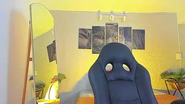 Snapshot of Nils_saintt chatting on March 4, 2026, 3:58 am Nils saintt online show from March 4, 2026, 3:58 am