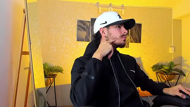 Snapshot of Nils_saintt chatting on February 20, 2026, 5:15 am Nils saintt online show from February 20, 2026, 5:15 am