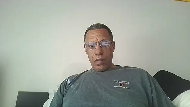 Snapshot of swimmer2496 chatting on April 8, 2026, 7:59 pm swimmer2496 online show from April 8, 2026, 7:59 pm